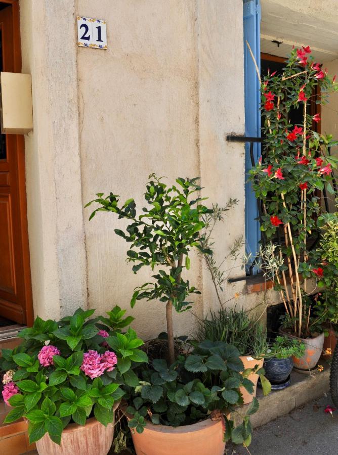 Loft Apartment , La Terrasse Centre Ville d'Arles, Extérieur photo